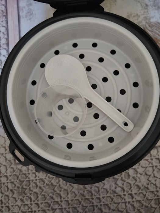 Продам мультиварку