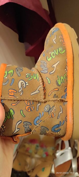 Vand cizmulite Ugg originale mar 28.5