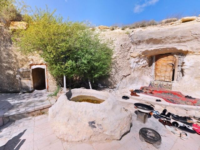 Ақтаудың киелі жерлеріне апару