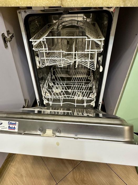 Посудомоечная машинка