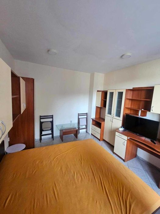 Дава се под наем Двустаен апартамент в Бургас, Възраждане - 65 кв.м за 306 € - Снимка #5