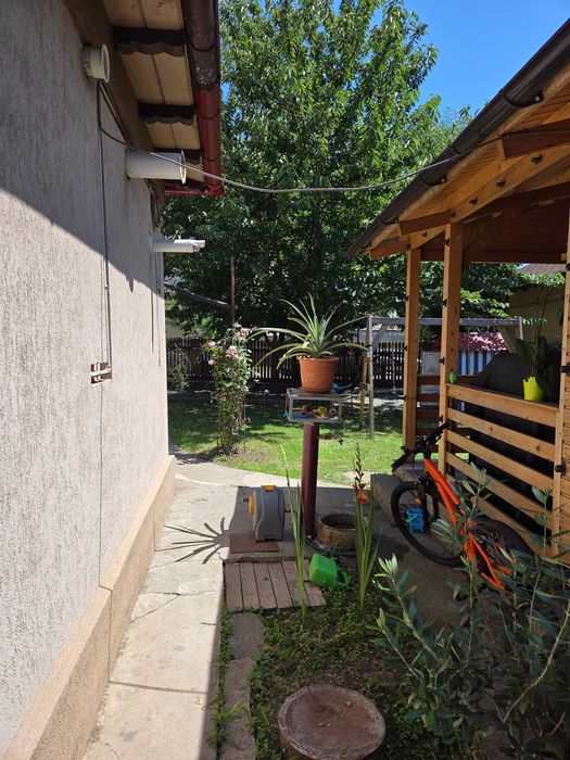 Casa km 4 cu 300m2 teren de vanzare