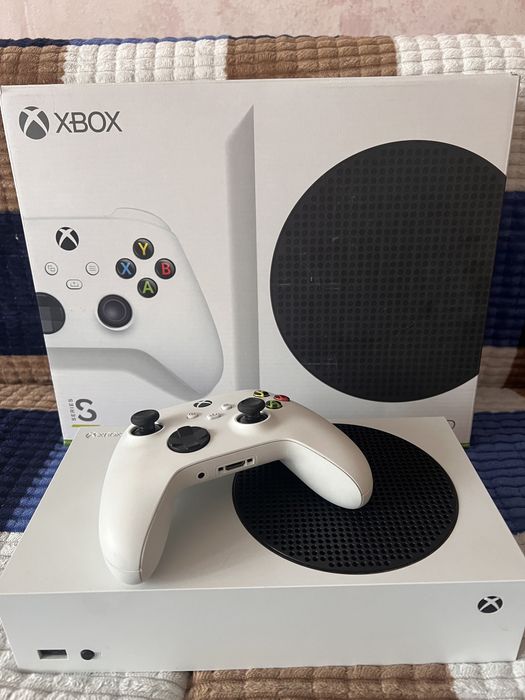 Продам XBOX б/у