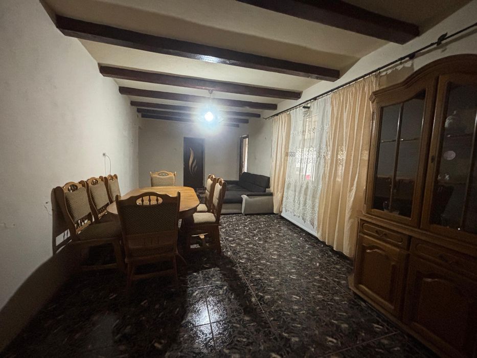 Casa de vanzare in Felnac Jud.Arad teren 644 m2