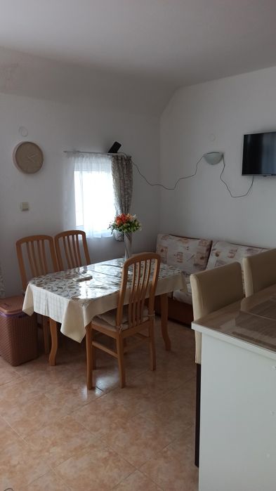 Дава се под наем Двустаен апартамент в к.к. Слънчев бряг - 68 кв.м за 448.8 € - Снимка #1