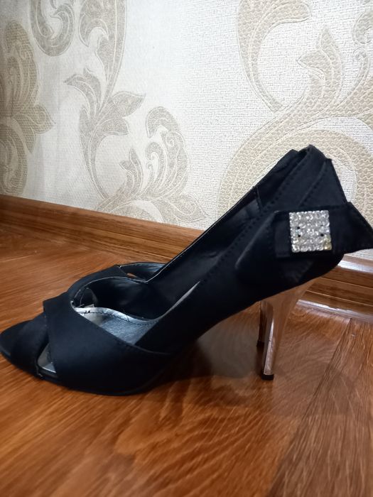 Продаю Новые туфли