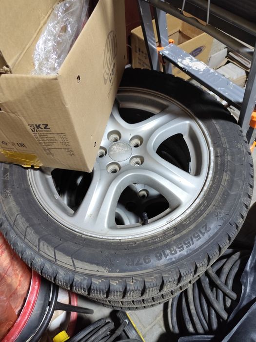 Продам зимние шины