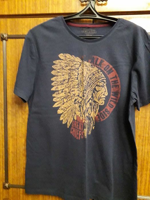 Футболки мужские