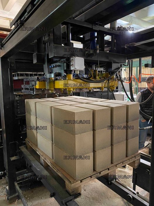 Hiper-500AT - presă bloc, cărămidă