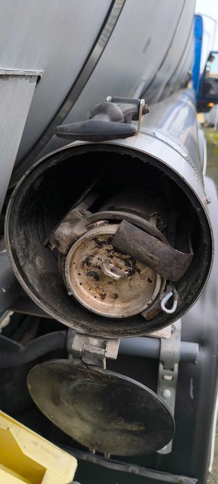 Renault T460 + цистерна за битум