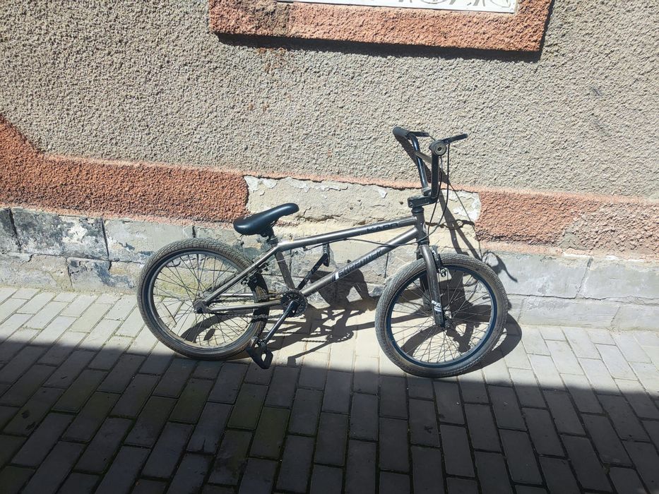 Продам Bmx haro2022 года