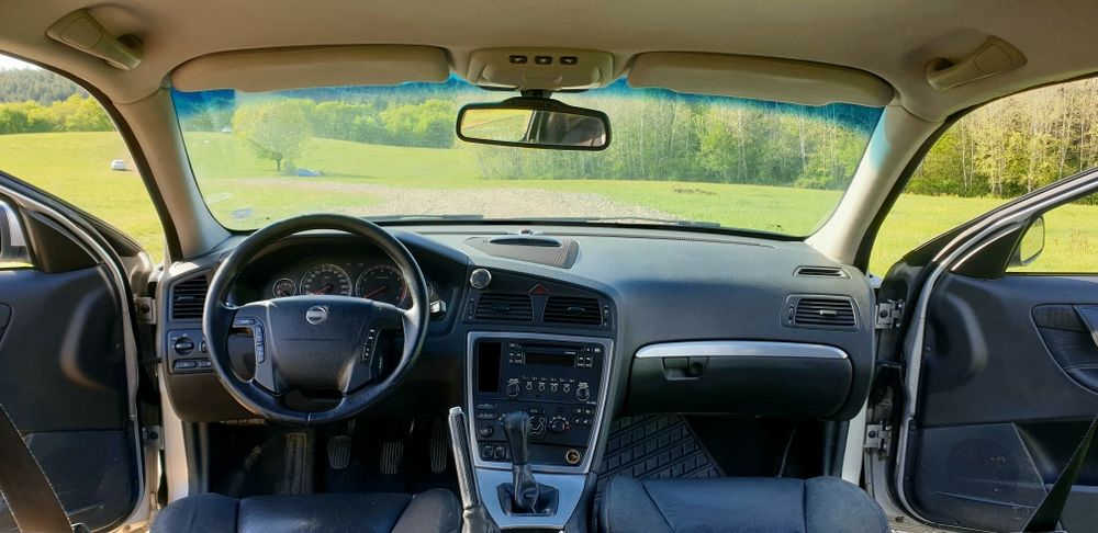 Volvo v70 2.4 бензин 2005 г.