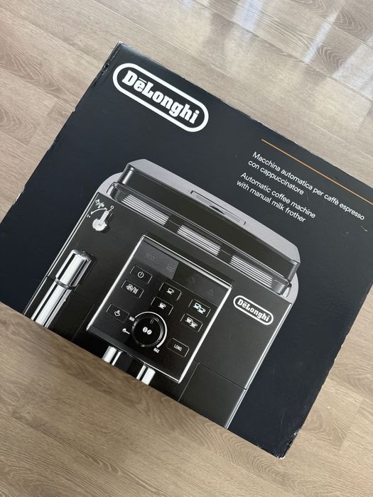 Vând aparat de cafea De’Longhi