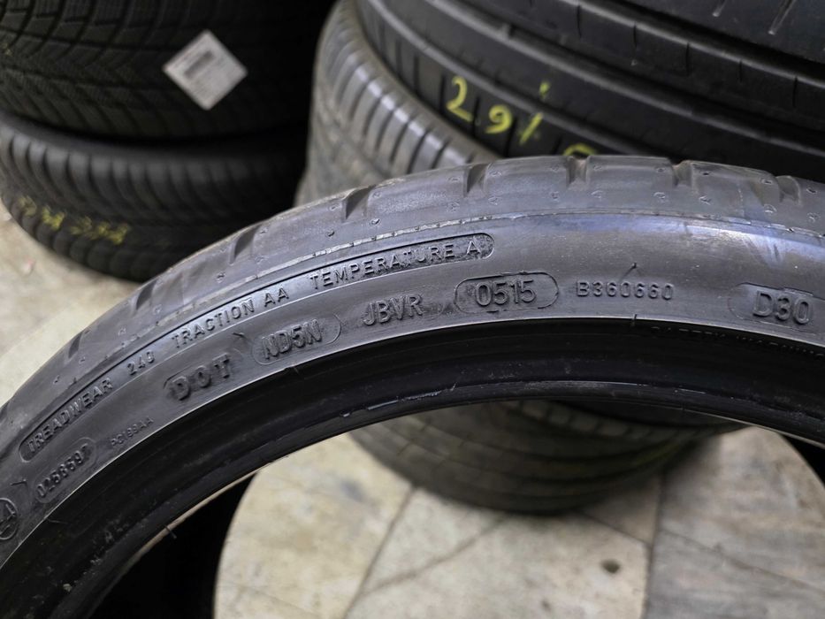 Летни гуми пакет 225 40 18 и 255 35 18 - Dunlop