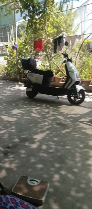 Skuter sotiladi holati yaxshi