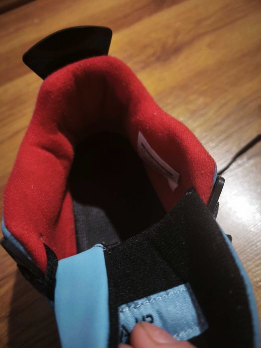 Nike Air Jordan 4 Travis Scott Cactus Jack mărimea 43