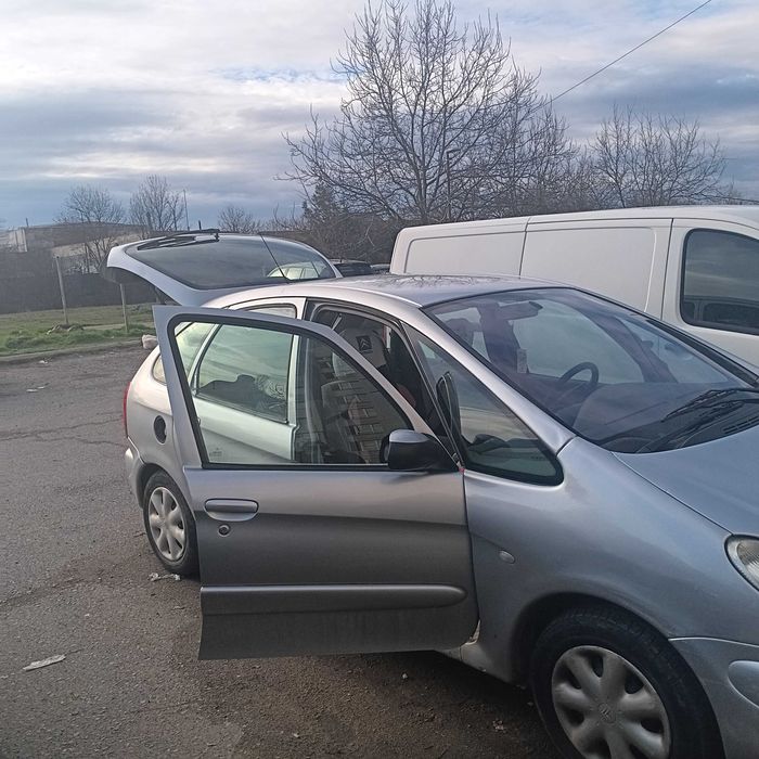 Ситроен Ксара Пикасо 1,6 Бензин 2003 год