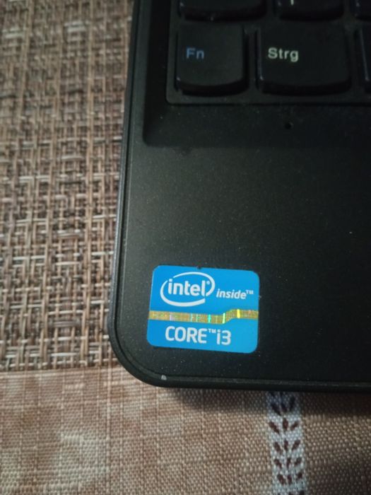 Лаптоп Lenovo ThinkPad иFujitsu lifebook S710