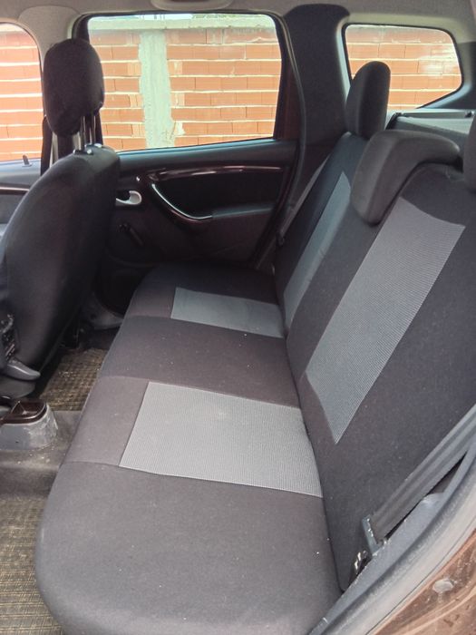 Продавам Dacia Duster 1.6i GAZ