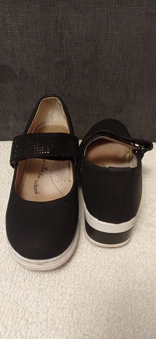 Кроссовки туфли п/ботиночки вещи.