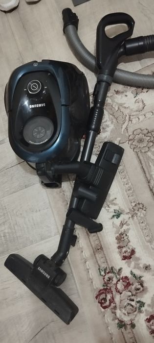 Продам пылесос , б.у рабочий.