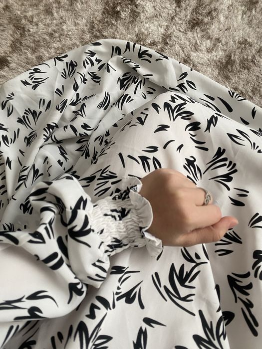 Платьее  летниее