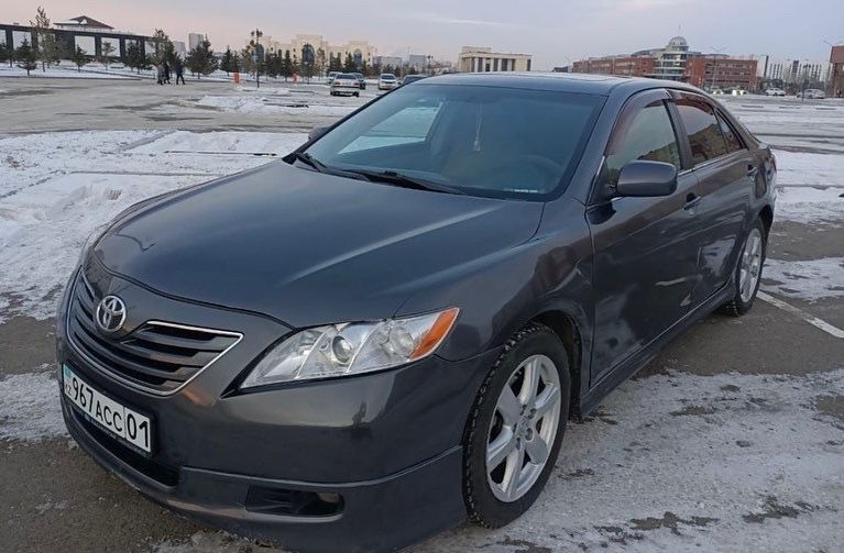 Тойота Камри 40/45 обвес Накладки пороги прочные хорошие