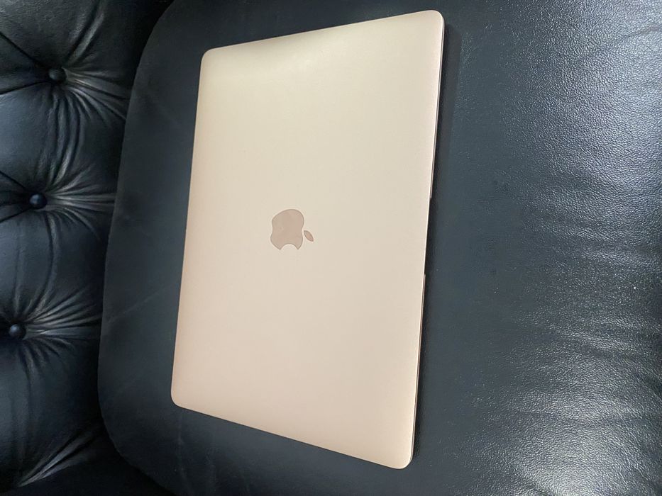 MacBook Air 14-inch/ M1 / 8 Gb RAM / 256 Gb / Starlight / Ca nou