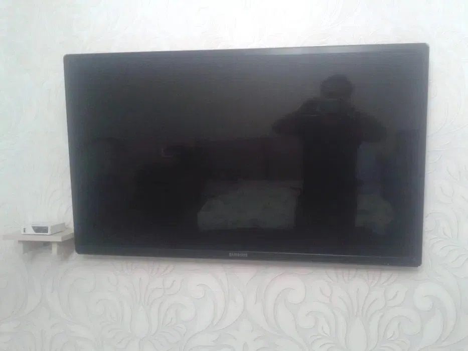 Установка телевизора на стену