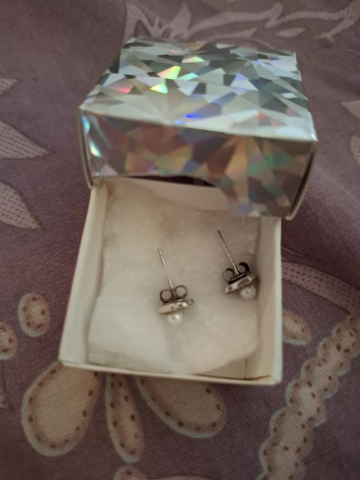 Сребърни обеци с перлички