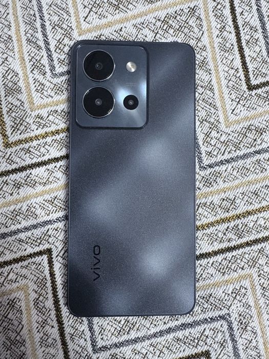 Продам телефон vivo y36 на 256