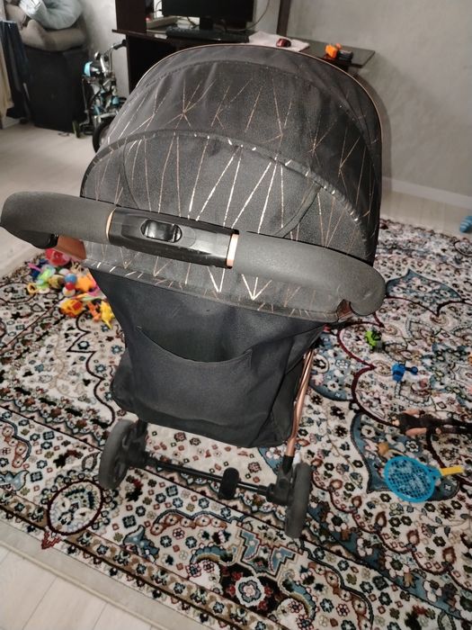 Детская коляска..