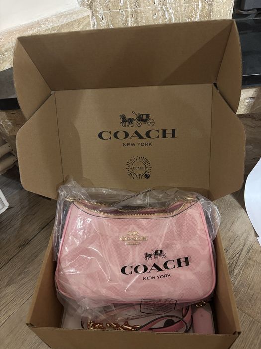 Geantă COACH - Ca nouă, la cutie