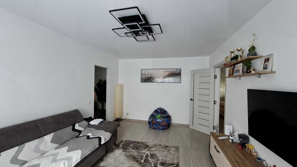 Apartament 3 camere, berceni, huedin