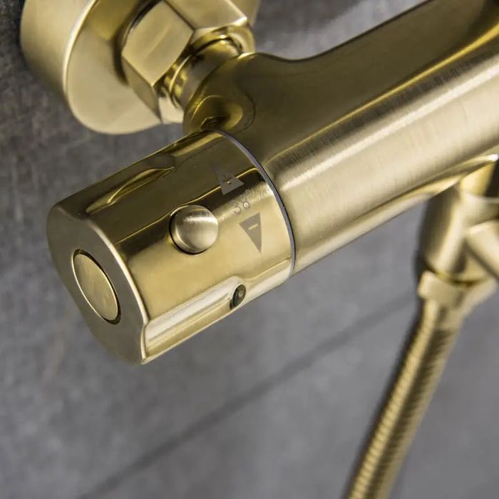 душевая система с термостатом