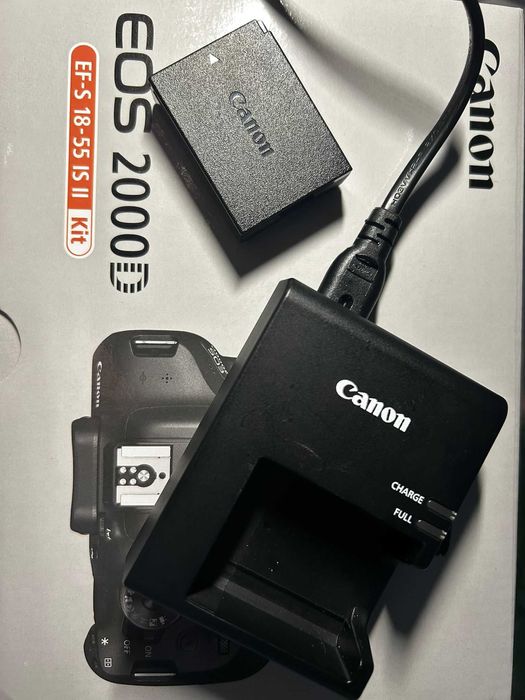 Vand camera Canon EOS 2000D + Obiectiv EF-S 18-55m