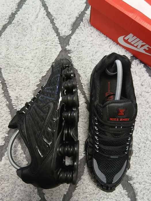 Nike Shox Negri – Mai Multe Mărimi Disponibile 41–44 | Stoc Limitat