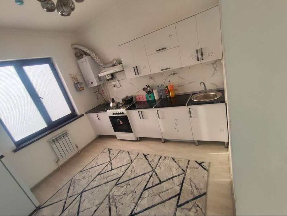 Tinchlik metroni oldida ijaraga kvartira bor bezmakler