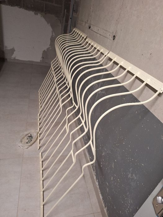 Решетки на окна белые