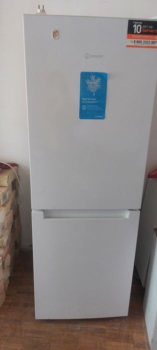 Холодильник INDEZID