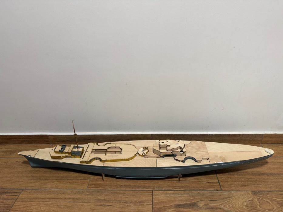 Vand nava / vapor Bismarck (cuirasat)