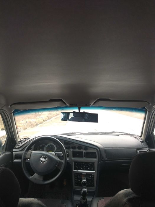 Nexia 2 sotiladi Super bez kond