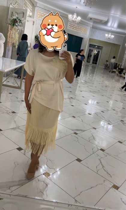 Продам двойку с юбкой