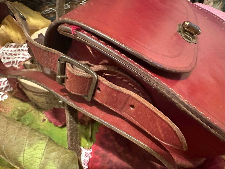 Дамска кожена чанта