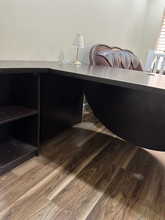 Офисный мебель