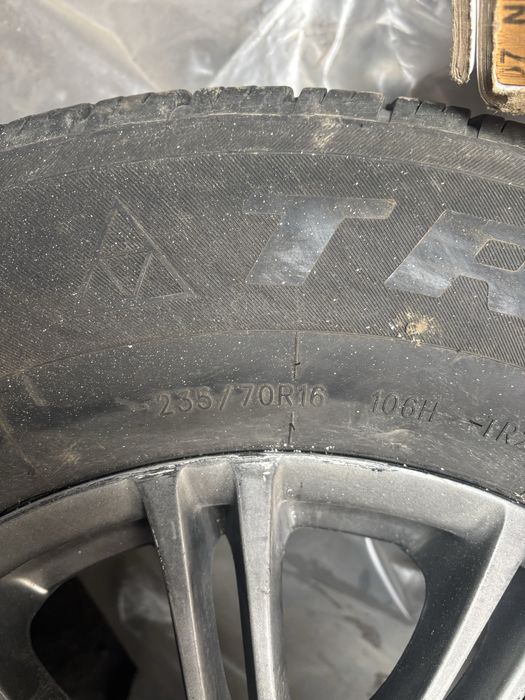 Продам диски с резиной