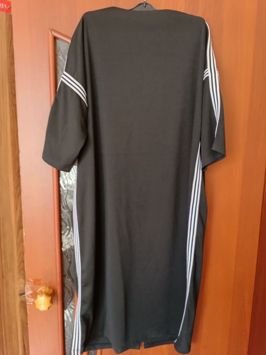 Женское платье ( новое ) 5000 тенге