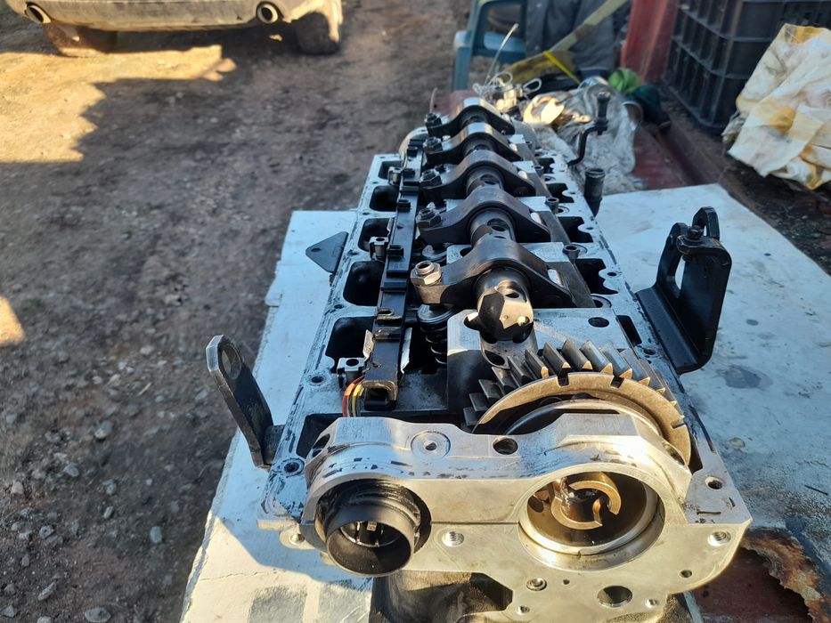 Оборудвана глава за VW TOUAREG 2,5tdi. R5.Transporter