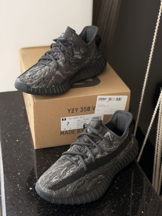 Adidas yeezy v2 boost “dark salt”