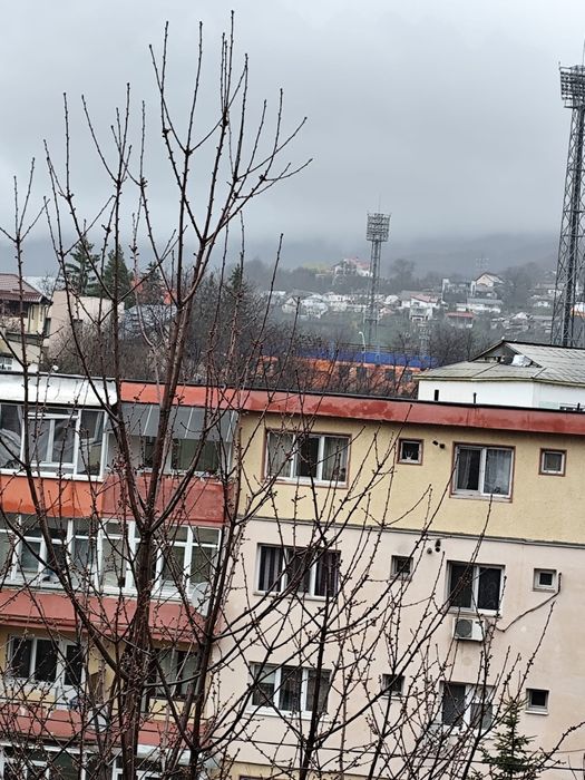 Apartament decomandat cu 2 camere de vanzare